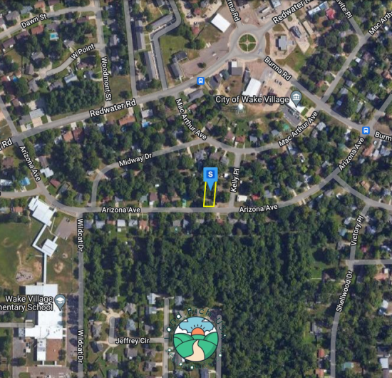 Beautiful lot in center of Wake Village, Bowie County, TX