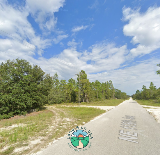 Ready to build lot in Williston, FL